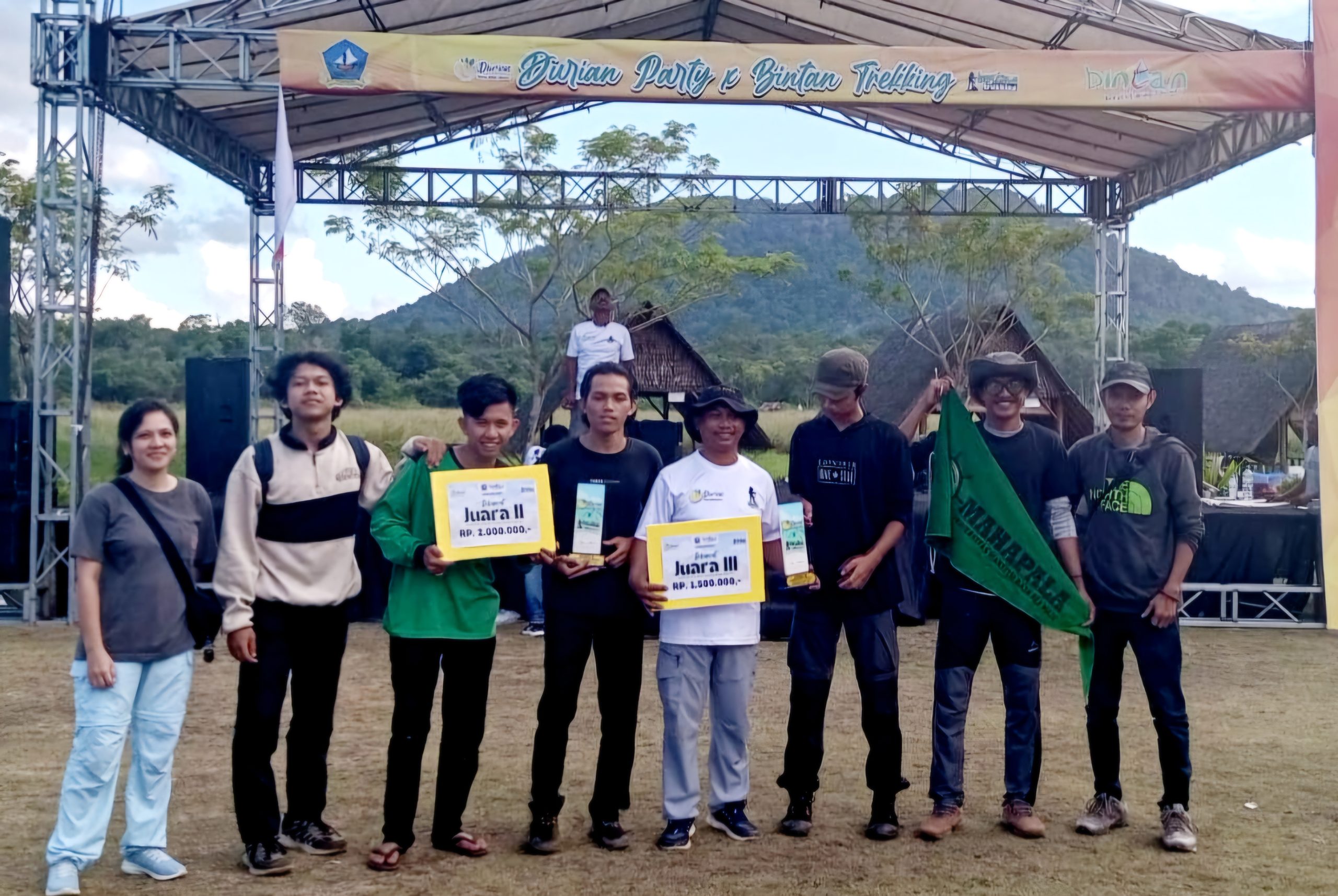 Read more about the article Tim UMRAH Berhasil Sabet Juara pada Event Bintan Trekking 2024