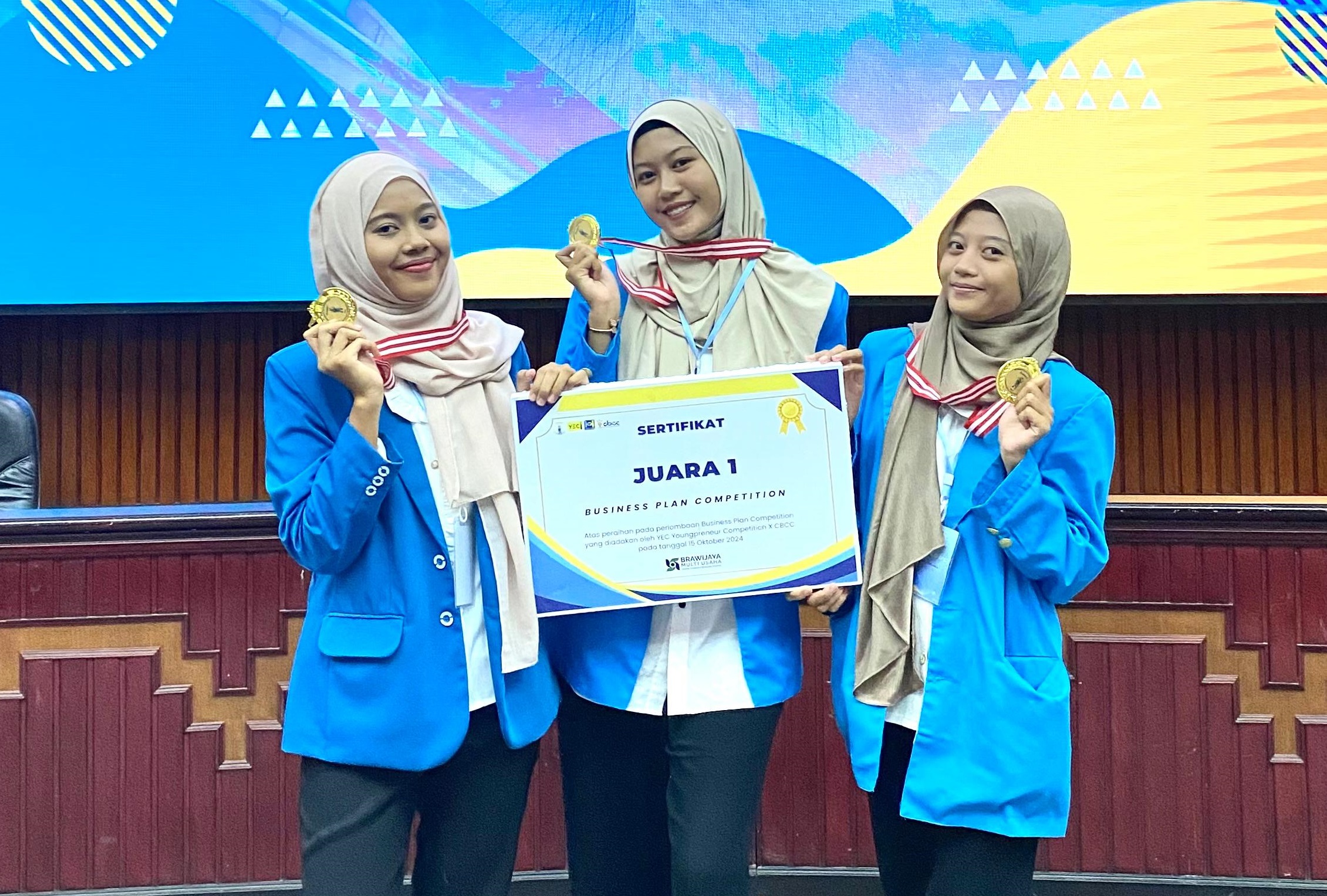 You are currently viewing Mahasiswa UMRAH Raih Juara Pertama pada Kompetisi Nasional Business Plan