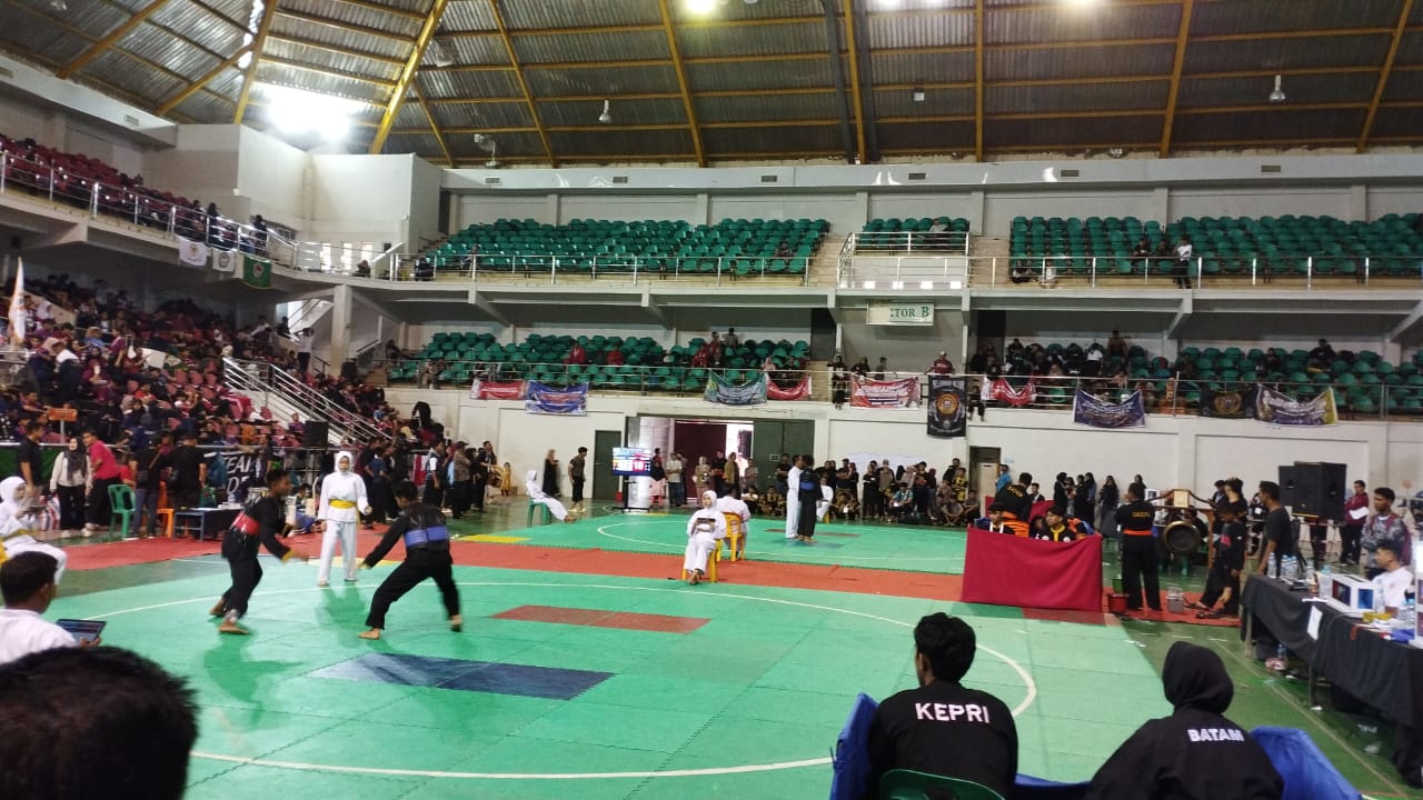 You are currently viewing Prestasi 5 Atlet UMRAH di Kejuaraan Internasional 2nd Batam Pencak Silat Open Championship 2024